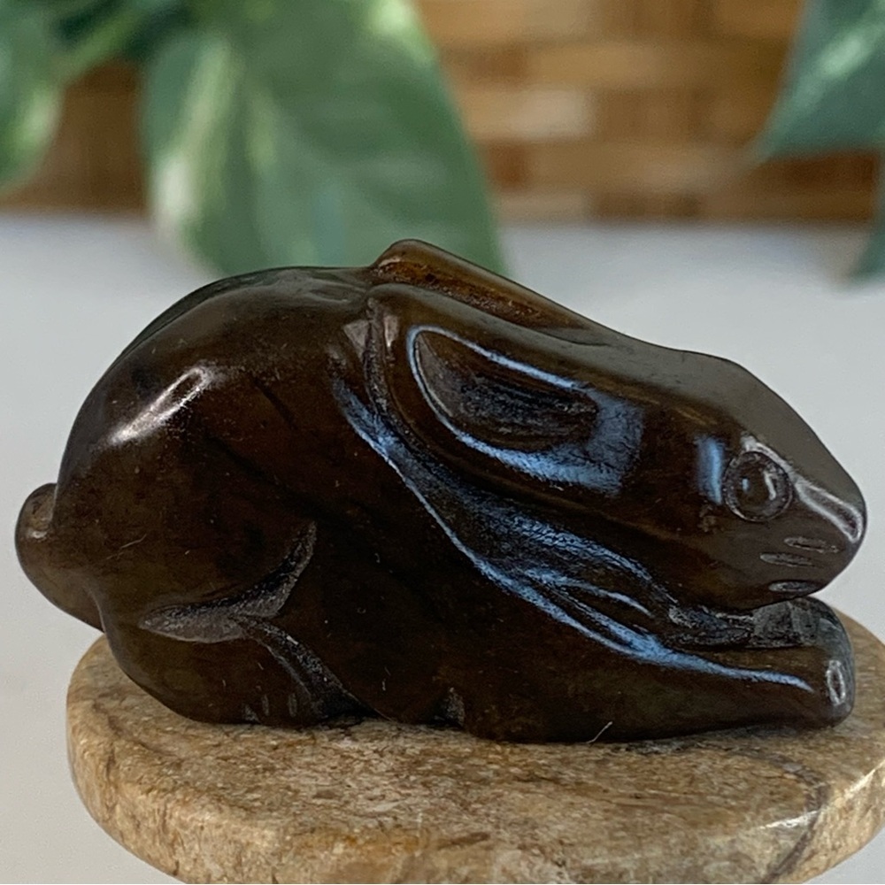 Vintage Chinese Zodiac Jade Rabbit Pendant Bead Hand Carved Miniature Animal 1.8